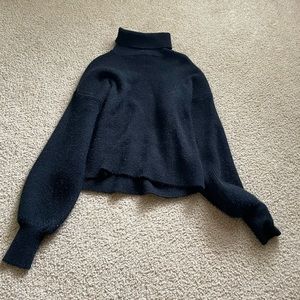 Urban outfitters turtle neck sweater  size M